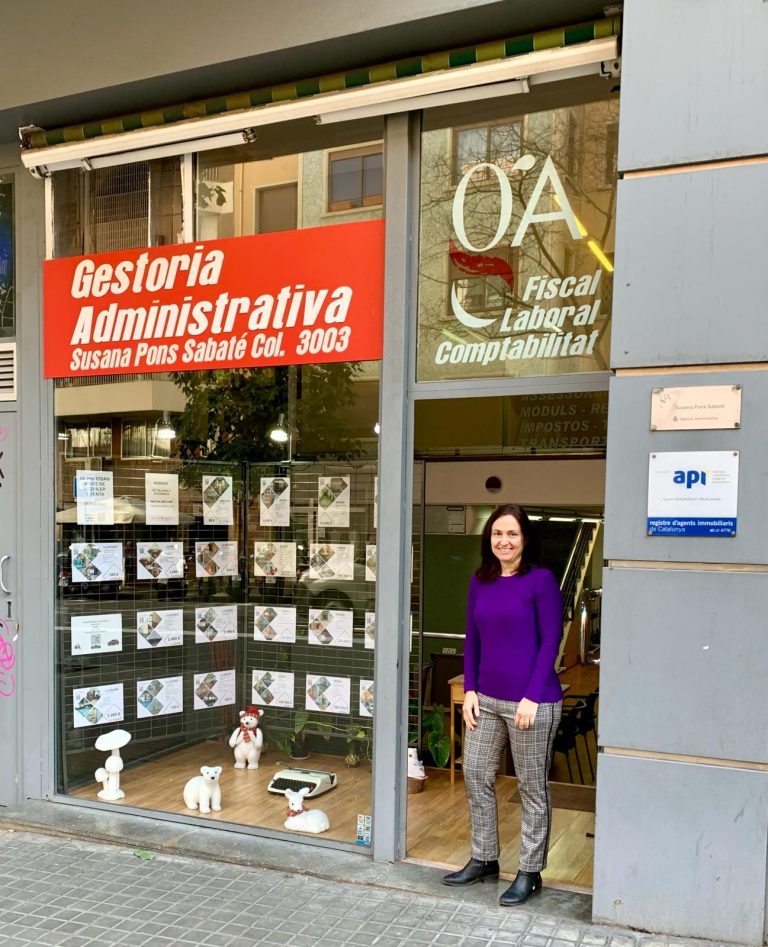 Fachada de la gestoría e inmobiliaria Pons Sabaté en Horta Guinardó, Barcelona, con atención personalizada en Catalunya